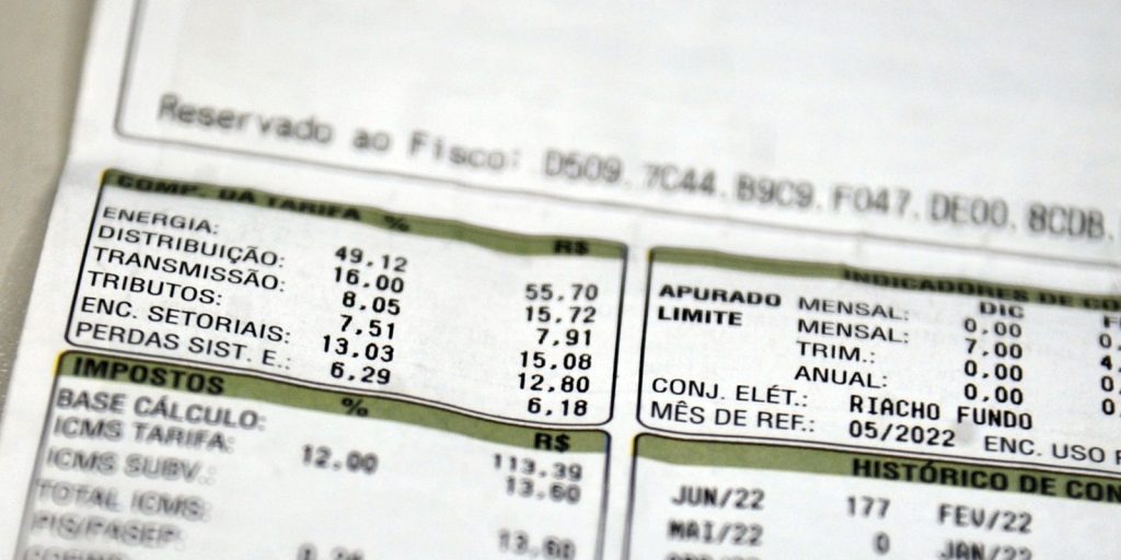 Fevereiro seguirá com bandeira tarifária verde na conta de luz